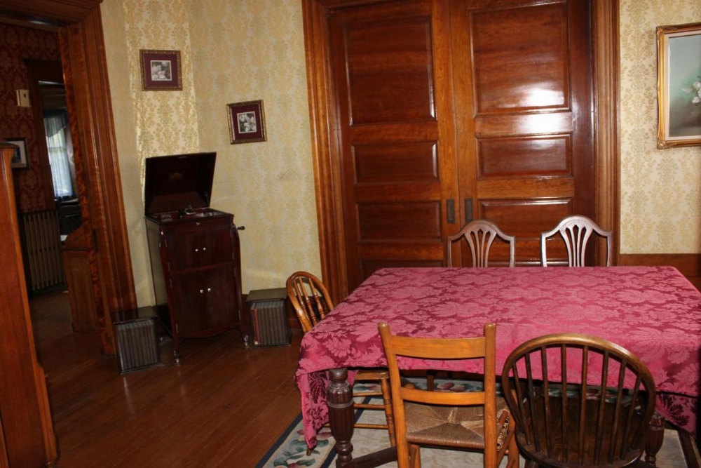 Victorian Charm Inn